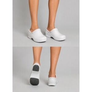 White Slip Resistant Work Clogs Womens Size 6 Nursing Kitchen Chef Comfort Shoes